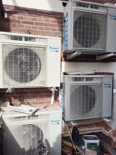 Professionele in bedrijfstelling Daikin airco